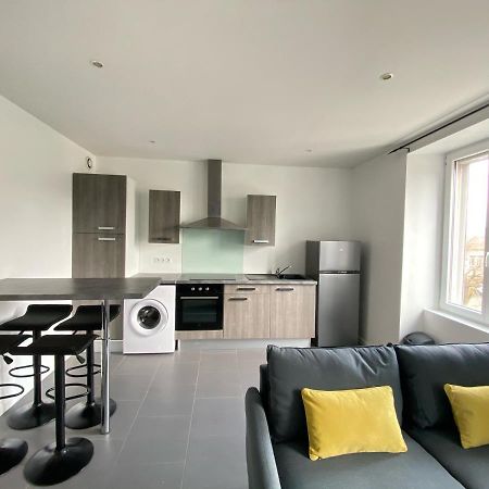شقة Tres Beau T2 42M2 Lumineux, Moderne Et Renove Avec Fibre بلفور المظهر الخارجي الصورة